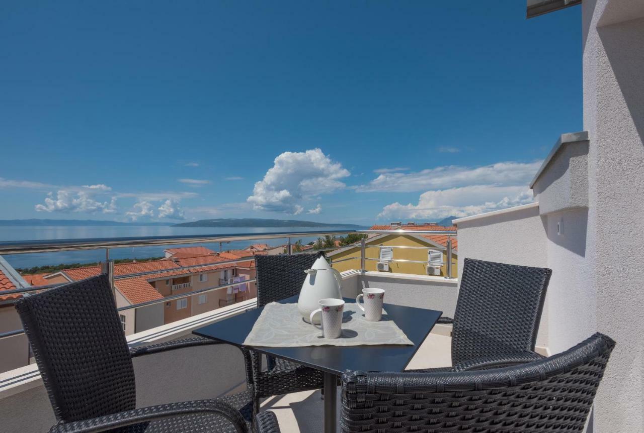 Apartmani Vujcic Makarska Exterior photo